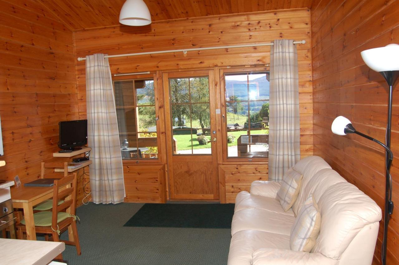 Cosy Rowan Woodland Lodge No1 Киллин Экстерьер фото